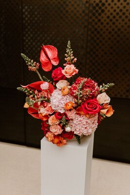Romantic wedding ceremony flower arrangements and bridal bouquet