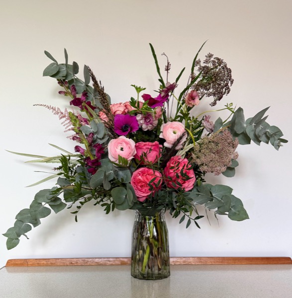 The Grand Love bouquet - bold abundant Valentine's arrangement with layered roses and ranunculus - image 9