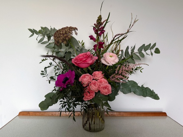 The Little Love bouquet - relaxed garden-inspired Valentine's bouquet with soft pink roses and eucalyptus - image 8