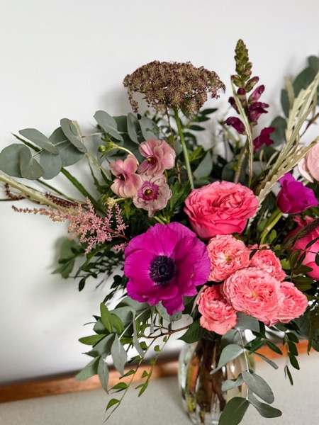 The Sweetheart bouquet - romantic Valentine's bouquet with ruffled pink roses and vibrant anemones - image 3