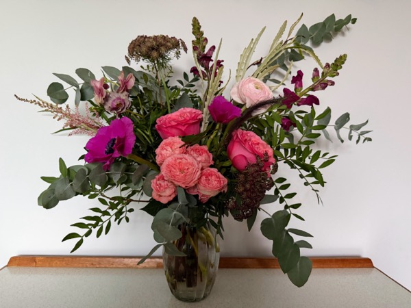 The Sweetheart bouquet - romantic Valentine's bouquet with ruffled pink roses and vibrant anemones - image 7